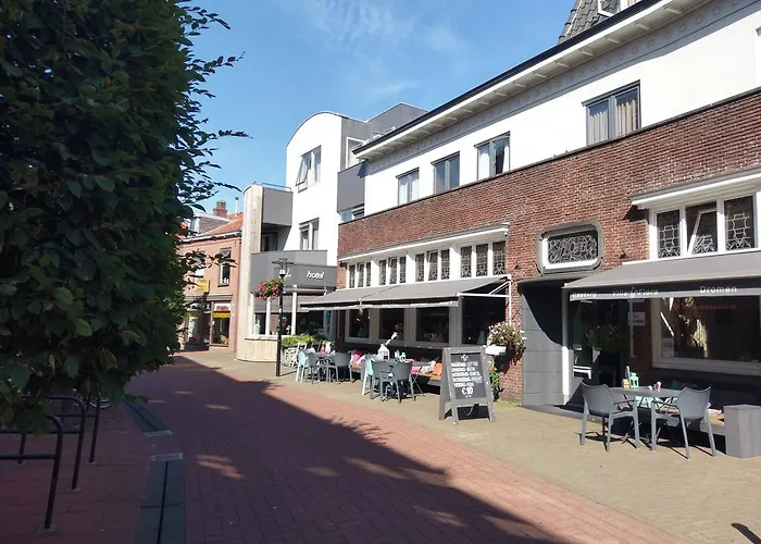 フローラ ホテル